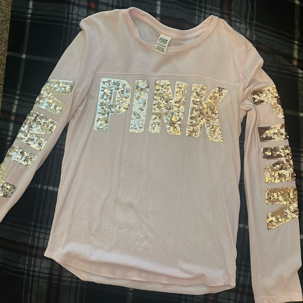 Pink long sleeve VS shirt